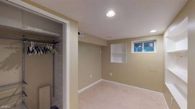 Main picture of 125 15th St SE