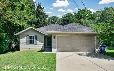 Main picture of 2152 N Campbell Ave