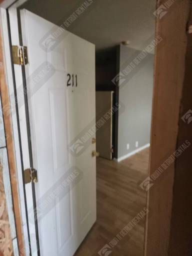 Main picture of 16561 Greenfield Rd