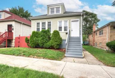 Main picture of 9319 S Clyde Ave