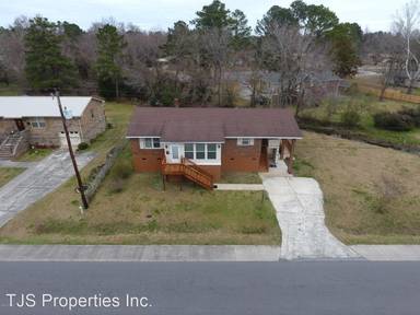 Main picture of 1611 Hazel Ave