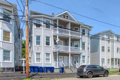 Main picture of 550-560 Atlantic St