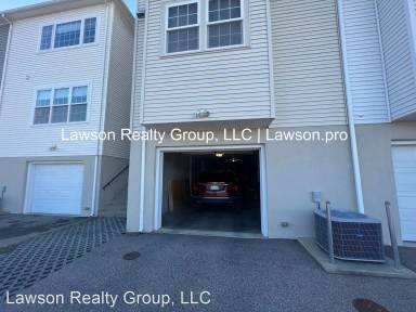 Main picture of 3917 Colonial Green Cir SW