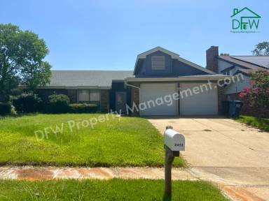 Main picture of 2412 Amber Hill Ln