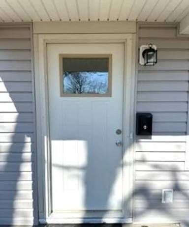 Main picture of 707 W 19th St