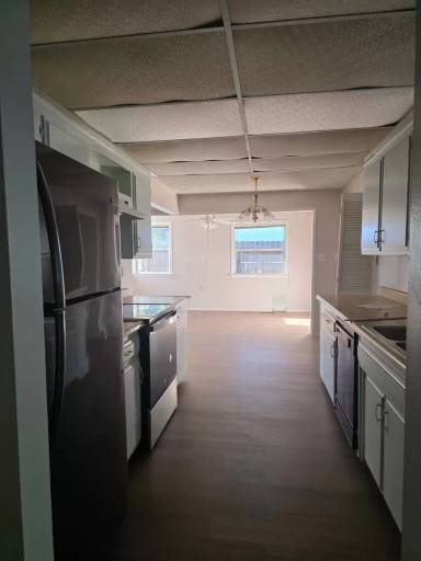 Main picture of 2505 Merrit Dr