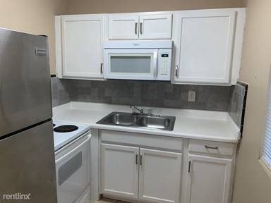 Main picture of 5214 Lexington Ave