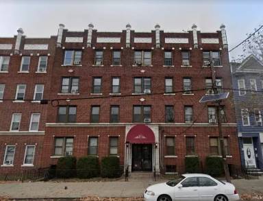 Main picture of 2271 Kennedy Blvd