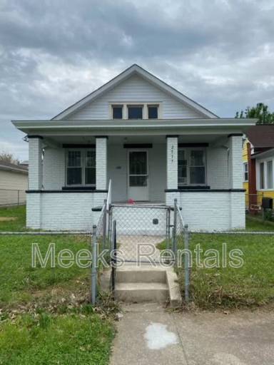 Main picture of 2777 Guyan Ave