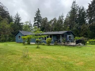 Main picture of 14203 Vashon Hwy SW