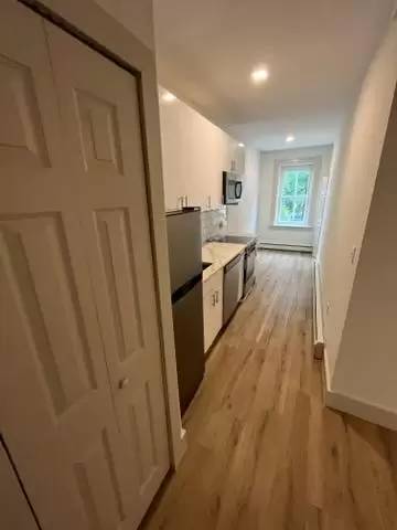 Main picture of 81 Market St
