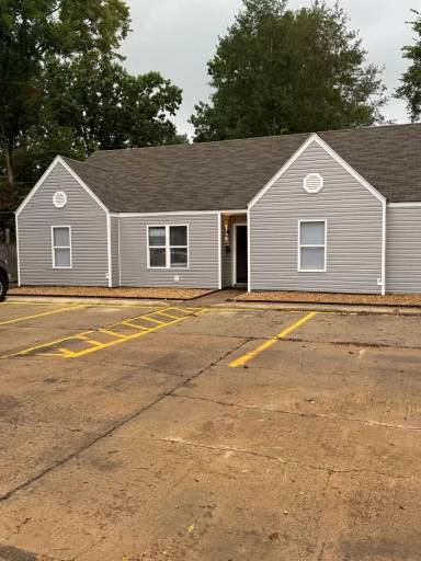 Main picture of 519 Plaza Ave