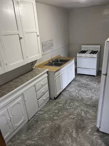 Main picture of 272 Main Street - 6R