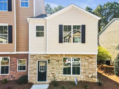 Main picture of 207 Riverstone Commons Cir