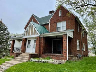 Main picture of 216 Race St