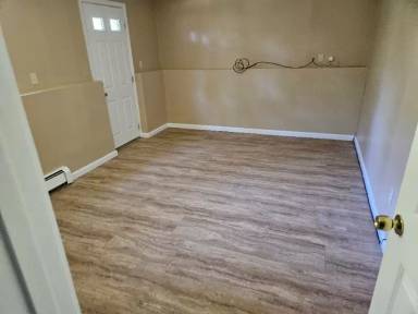 Main picture of 315 Walnut Ave