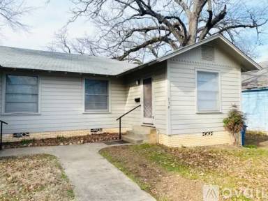 Main picture of 536 Dallas St
