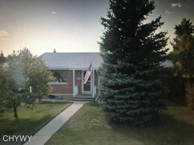 Main picture of 5022 Sagebrush Ave