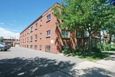 Main picture of 25 N Grant St
