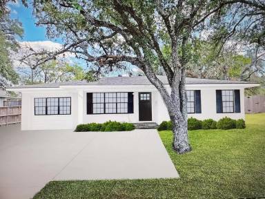 Main picture of 1602 George Bush Dr