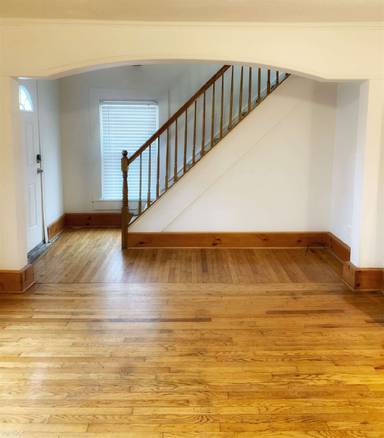 Main picture of 45 Meadow St