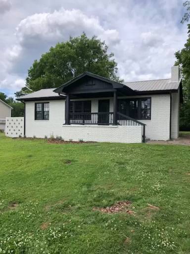 Main picture of 1130 Hudson Ave