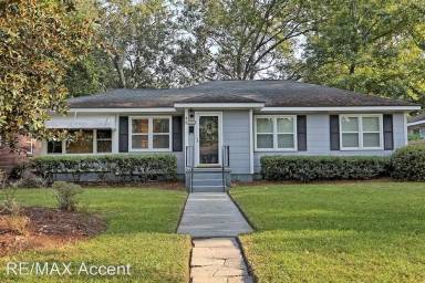 Main picture of 214 Brandywine Rd