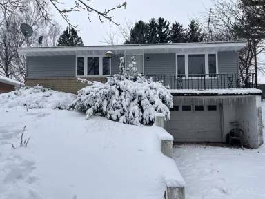 Main picture of 1714 S 15th St