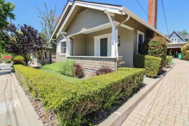 Main picture of 1812 Garden St