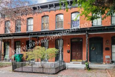 Main picture of 305 W Marshall St
