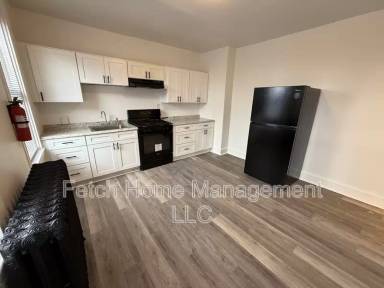 Main picture of 544 Pershing Ave