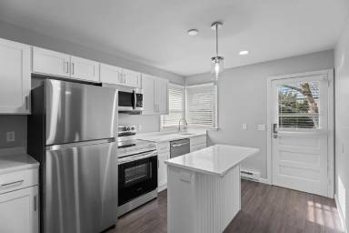 Main picture of 207 Brandegee Ave