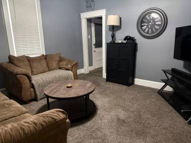Main picture of 2638 Sanford Ave