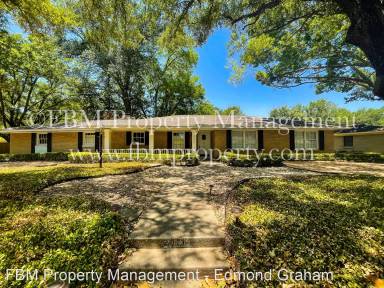 Main picture of 2006 E Belclaire Cir