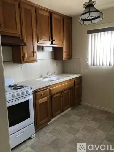 Main picture of 808 S Grevillea Ave