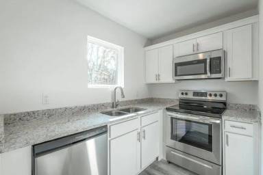 Main picture of 73 Shallowford Rd