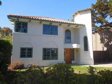 Main picture of 149 N Acacia Ave