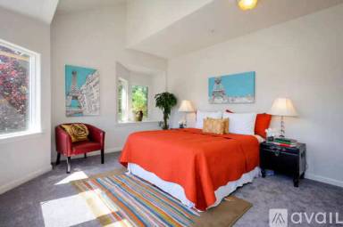 Main picture of 829 Donohoe St