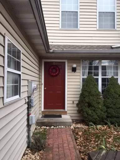Main picture of 142 Treetops Dr