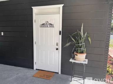 Main picture of 10107 N Aster Ave