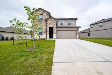 Main picture of 204 Lily Pond Trl
