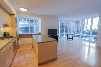 Main picture of Millennium Tower