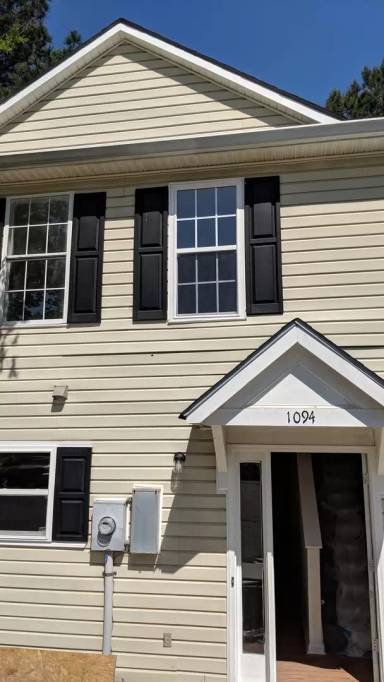 Main picture of 1079 Thornwoode Ln