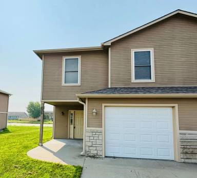 Main picture of 613-615 Northfield Rd