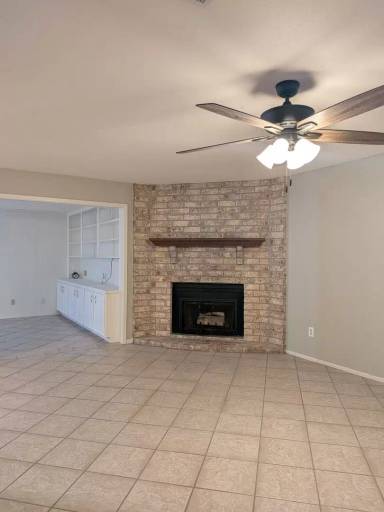 Main picture of 976 Sunmeadow Dr