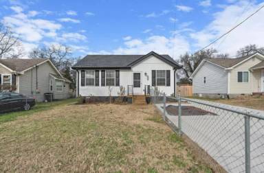 Main picture of 217 Maple St