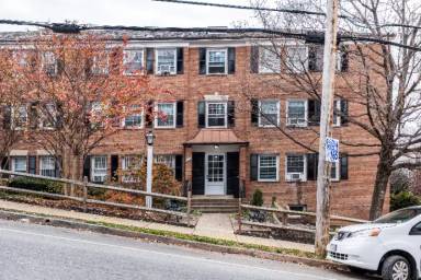Main picture of 903 S Frederick St