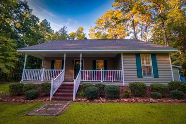 Main picture of 1233 Fishing Creek Estates Rd