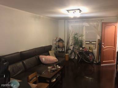 Main picture of 305 Bay 8th St