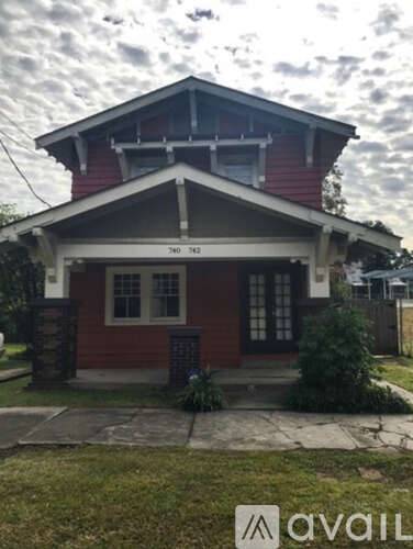 Main picture of 740 America St